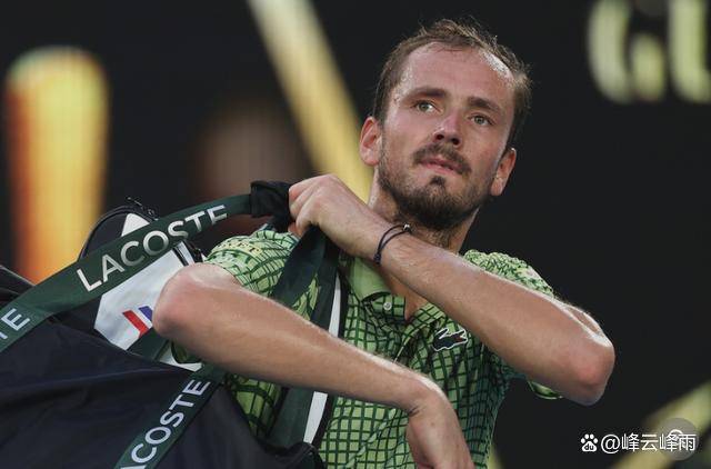 世界杯买球官网 -步入职业生涯第(dì)13年(nián)的网球名将梅德韦杰夫谈网球选手(shǒu)的艰辛之処(chù)