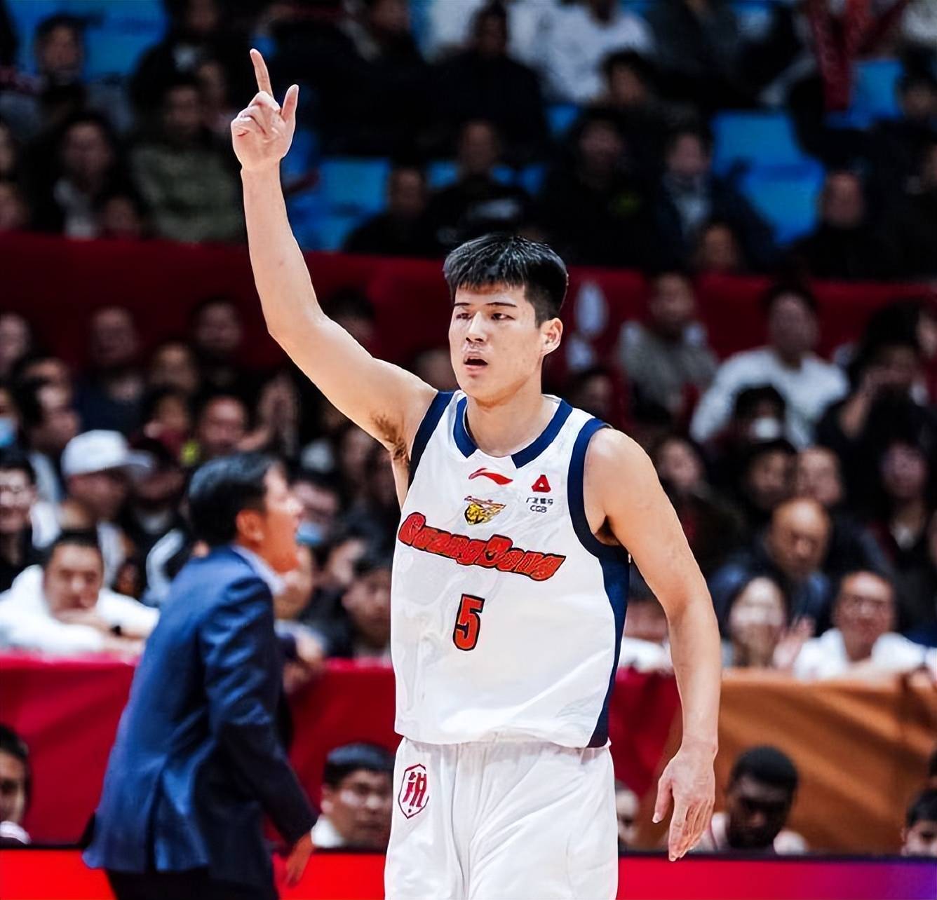 广东117-84吉林！球员评分：3人满分，6人良好，2人合格