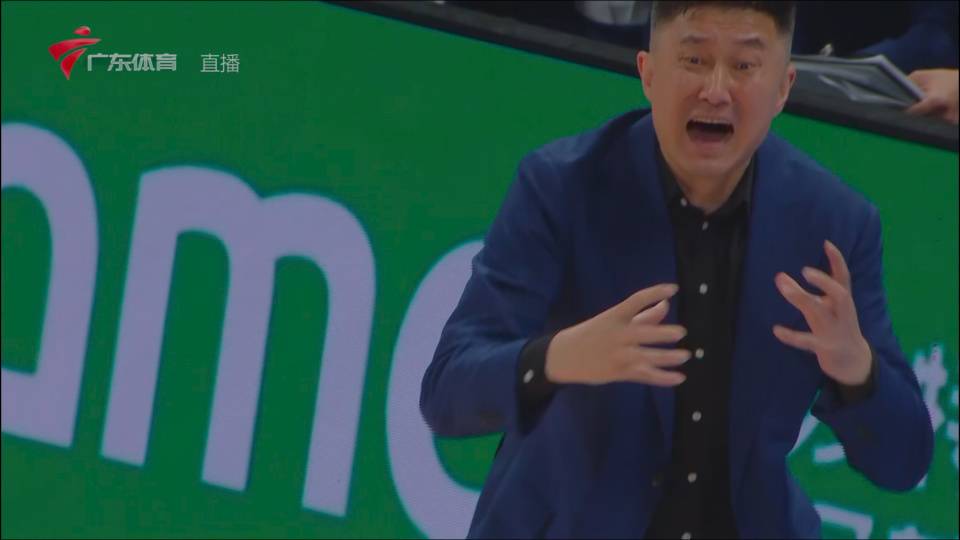 102-94！广东宏远软肋暴露，许利民“惩罚”杜锋，评论区最真实！